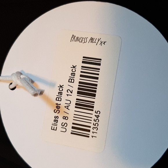 Princess polly size 8 black crop top style top - Picture 2 of 6